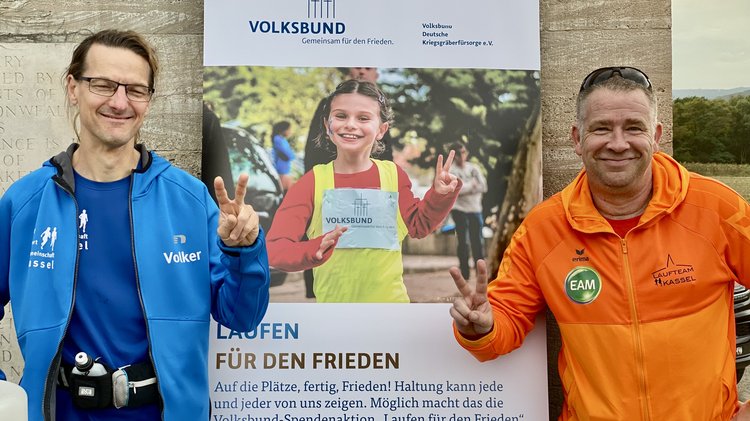 Für den Frieden eingesetzt: Mitglieder der beiden Laufsportvereine Kassel Für den Frieden eingesetzt: Mitglieder der beiden Laufsportvereine Kassel